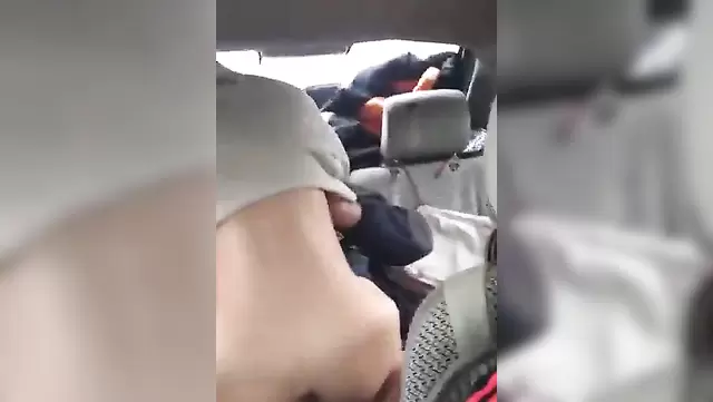 Секс в машине с хантыйской девушкой